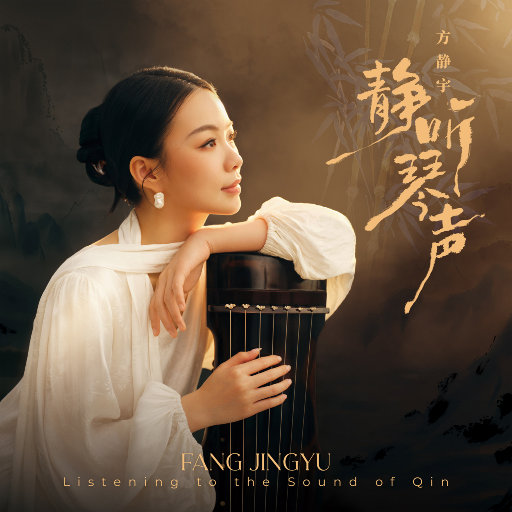 扒开她粉嫩的小缝尿进去微博
